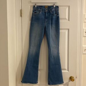 NWOT Mother Weekender Jeans